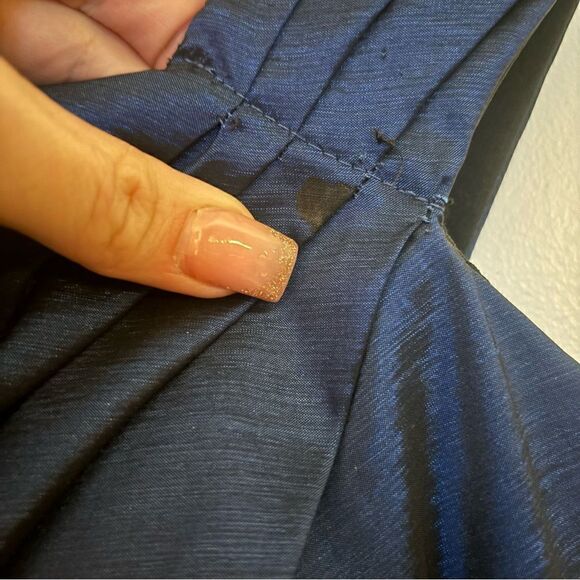 Xscape Women’s Iridescent Blue Maxi Mermaid Formal Gown Dress 4 - Picture 7 of 8